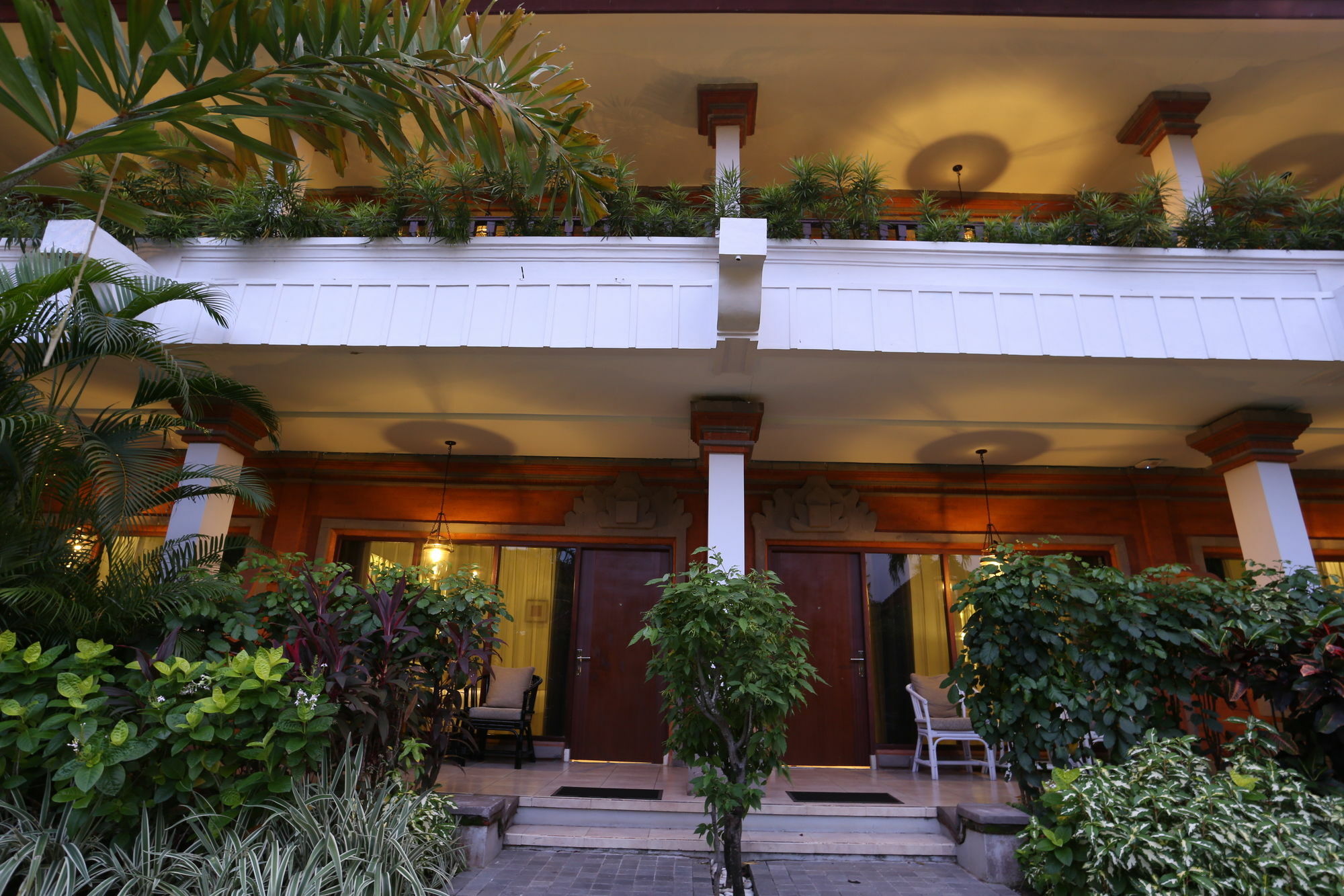 The Cakra Hotel Denpasar  Luaran gambar